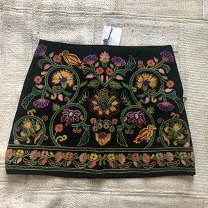 BNWT zara floral embroidered skirt